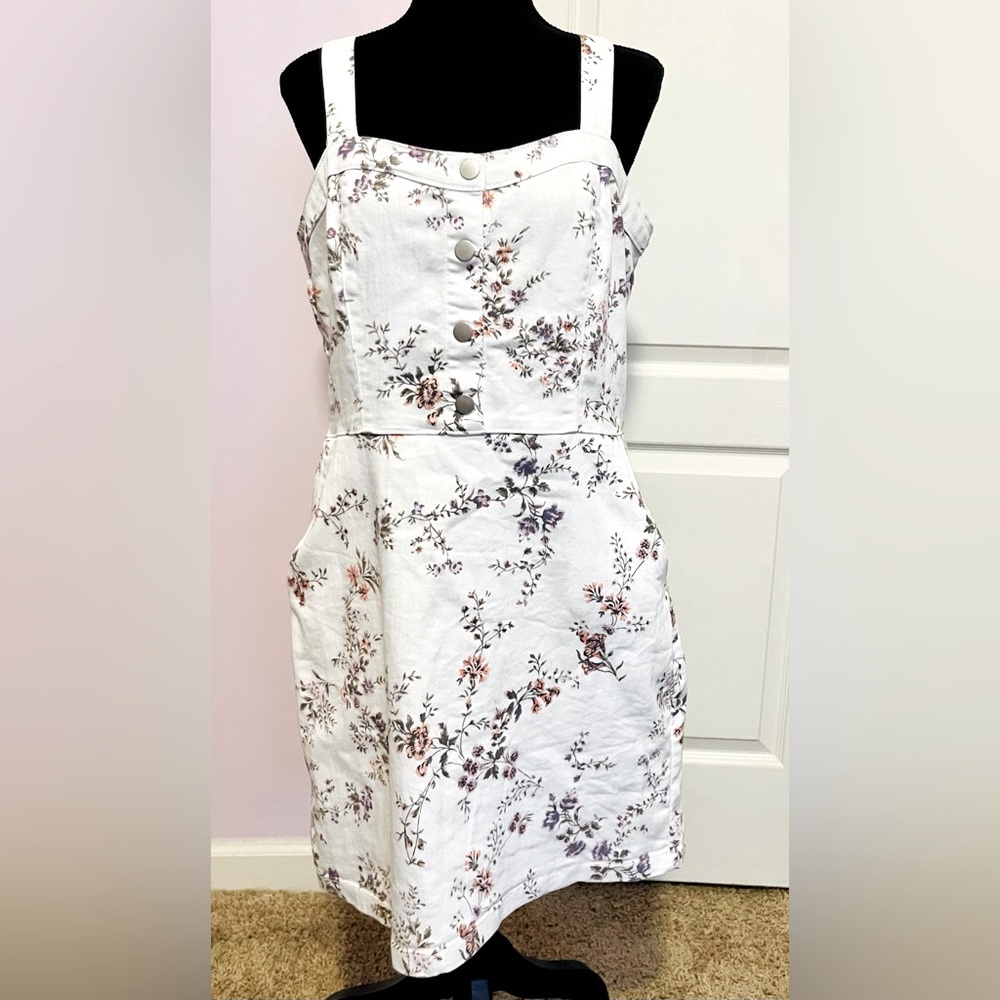 Floral Denim White Dress No Boundaries NWOT Zipper Back Silver Buttons